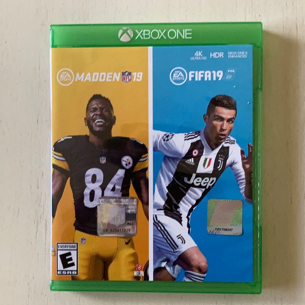 XBOX ONE X MADDEN 19/ FIFA 19! 🏈⚽️